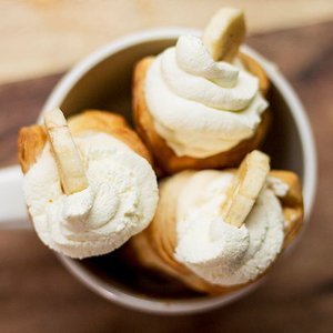 Cannoncini alla Crema e Frutta