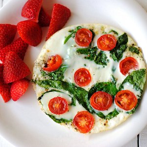 Tortini Light con Albumi, Spinaci e Pomodori