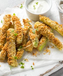Ricetta Zucchine Fritte con Salsa allo Yogurt