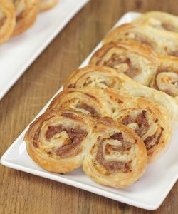 Ricetta Ventagli di Salsiccia e Robiola