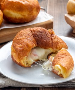 Ricetta Bomboloni di Patate al Prosciutto e Formaggio