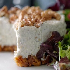 Cheesecake con Gorgonzola e Noci