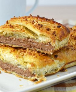 Ricetta Treccia di Pasta Sfoglia al Cioccolato