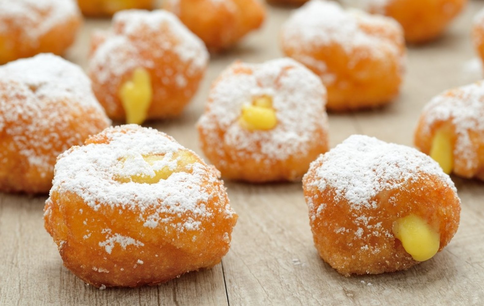 Frittelle di Carnevale alla Crema