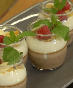 Ricetta La Casa del Gusto, Crème Brûlée al Cioccolato con Crumble di Mandorle