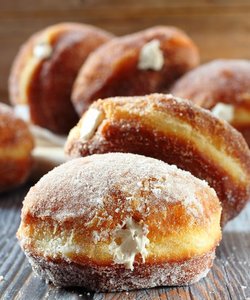 Ricetta Krapfen alla Crema