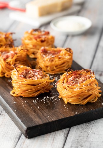 Ricetta Nidi di Spaghetti al Forno