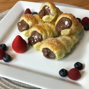 Coni di Pasta Sfoglia alla Nutella