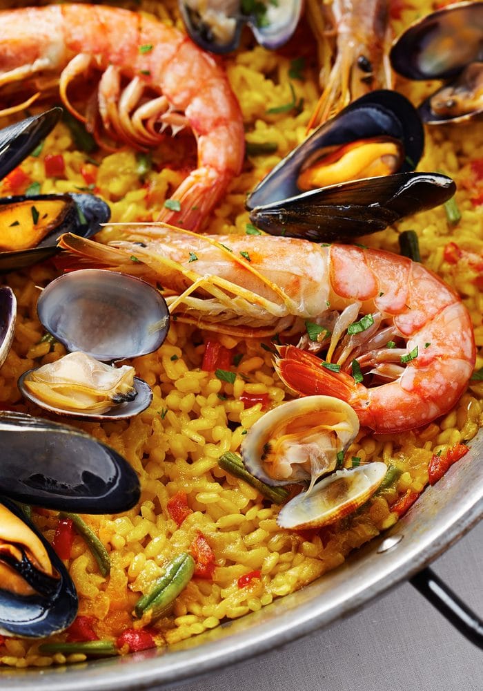 Ricetta Paella di Pesce e Verdure, la Ricetta Originale Spagnola