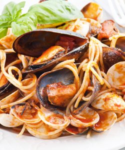 Ricetta Spaghetti con Cozze e Vongole