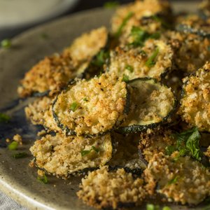 Chips di Zucchine Gratinate al Forno