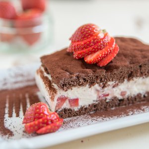 Torta Fetta al Latte alle Fragole