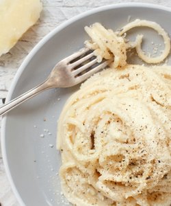 Ricetta Spaghetti Cacio e Pepe, la Ricetta Originale