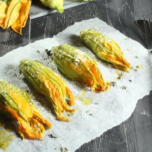 Fiori di Zucca Ripieni al Forno