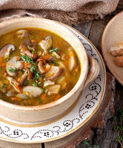 Ricetta Zuppa di Funghi Casereccia