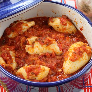 Calamari Ripieni al Sugo