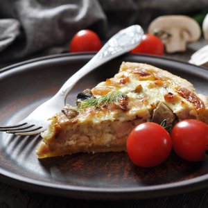 Torta Salata con Funghi, Ricotta e Prosciutto Cotto