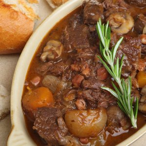 Manzo alla Bourguignonne