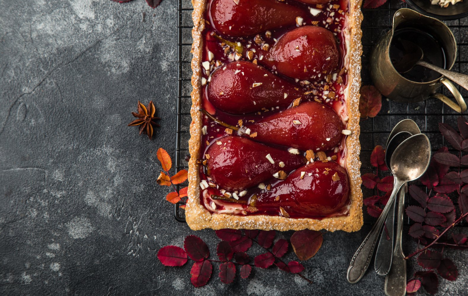 pere cotte al vino ricetta piemontese