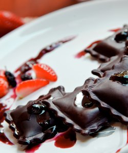 Ricetta Ravioli al Cacao con Cuore di Cioccolato Bianco