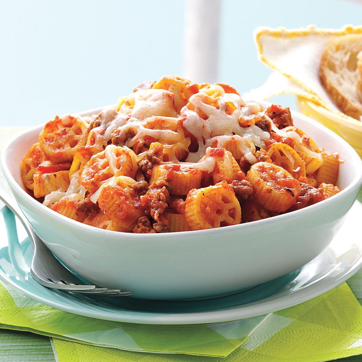 Ricetta Ruote al Sugo di Salsiccia - Il Club delle Ricette