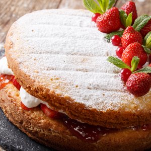 Victoria Sponge Cake