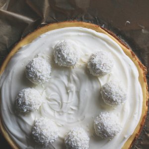 Cheesecake al Cocco con i Raffaello