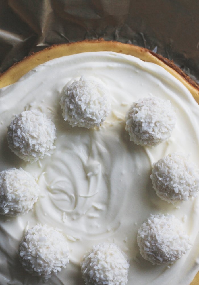 Ricetta Cheesecake al Cocco con i Raffaello