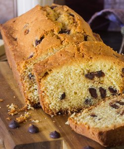 Ricetta Plumcake allo Yogurt con Gocce di Cioccolato
