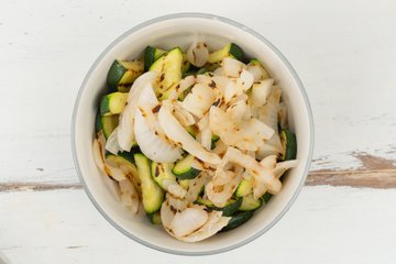 Ricetta Preparazione Insalata Zucchine Grigliate 6