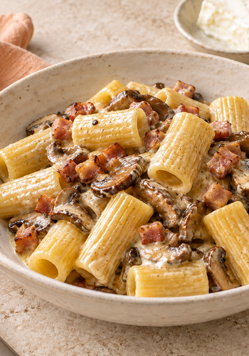Ricetta Pasta Funghi, Pancetta e Stracchino