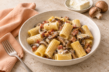Ricetta Pasta Funghi, Pancetta e Stracchino