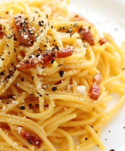 La Vera Storia della Carbonara