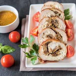 Arrotolato di Pollo ai Funghi