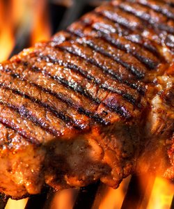 10 Errori da Evitare per una Grigliata di Carne Perfetta