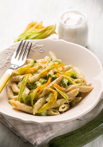 Ricetta Pasta Zucchine e Fiori di Zucca