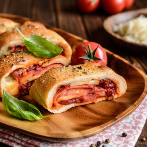 Rotolo di Pizza al Prosciutto
