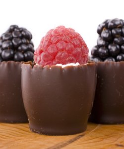 Ricetta Bicchierini al Cioccolato e Frutti di Bosco