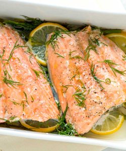 Ricetta Filetti di Trota Salmonata al Limone e Gin