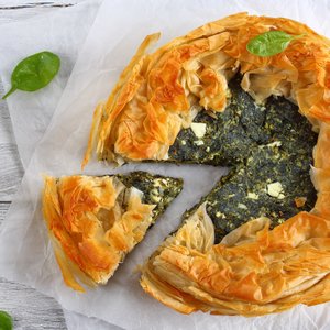 Torta Salata di Pasta Fillo con Spinaci e Ricotta