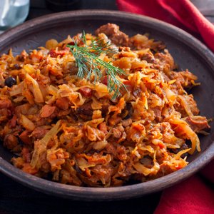 Verza e Salsiccia in Padella