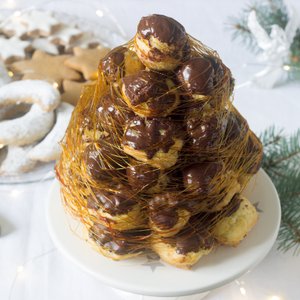 Croquembouche