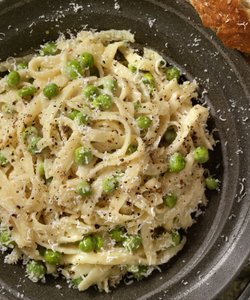 Ricetta Pasta Piselli e Panna