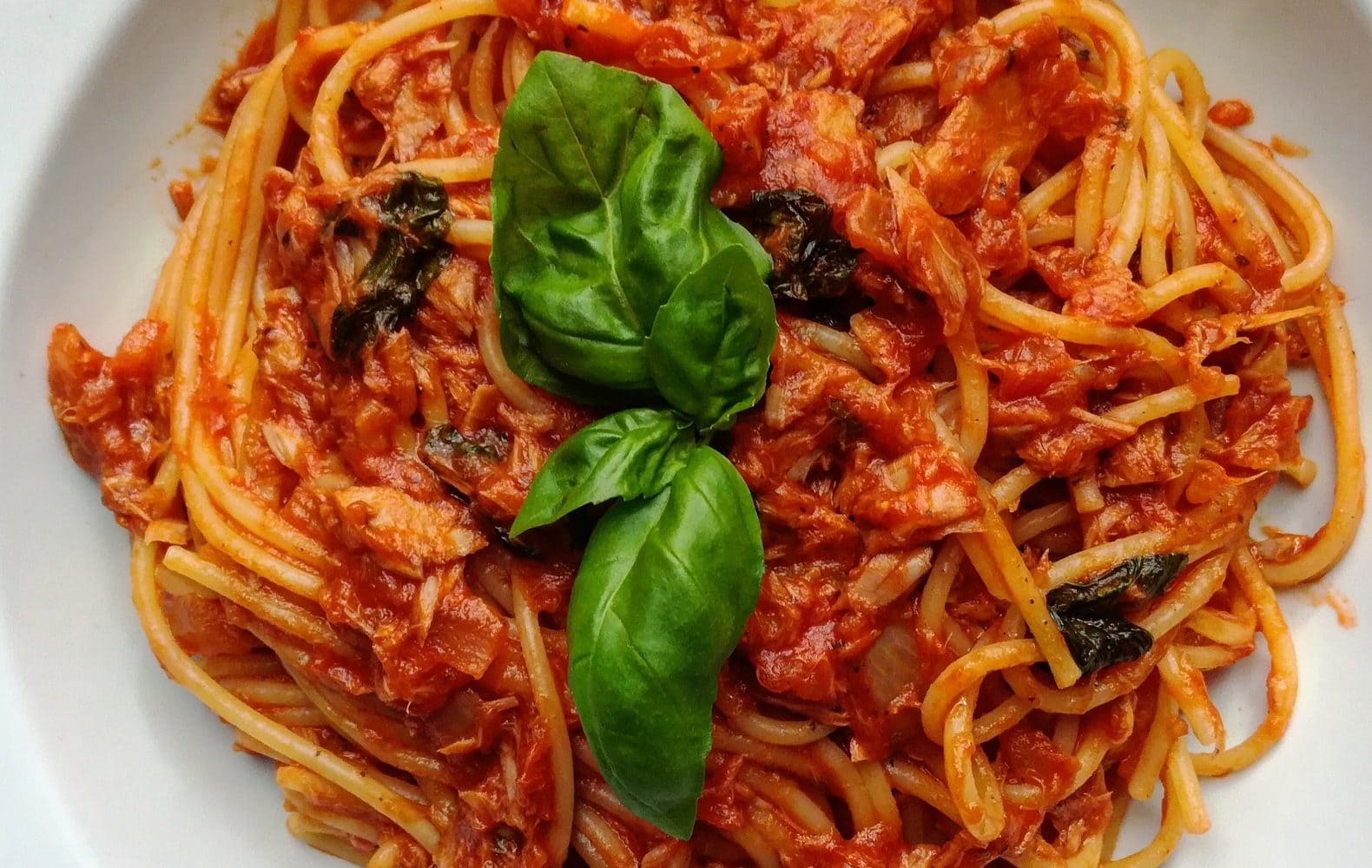 Ricetta Spaghetti alla Bolognese con il Tonno - Il Club delle Ricette