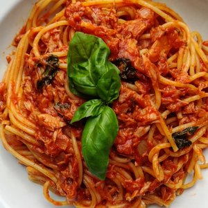 Spaghetti alla Bolognese con il Tonno