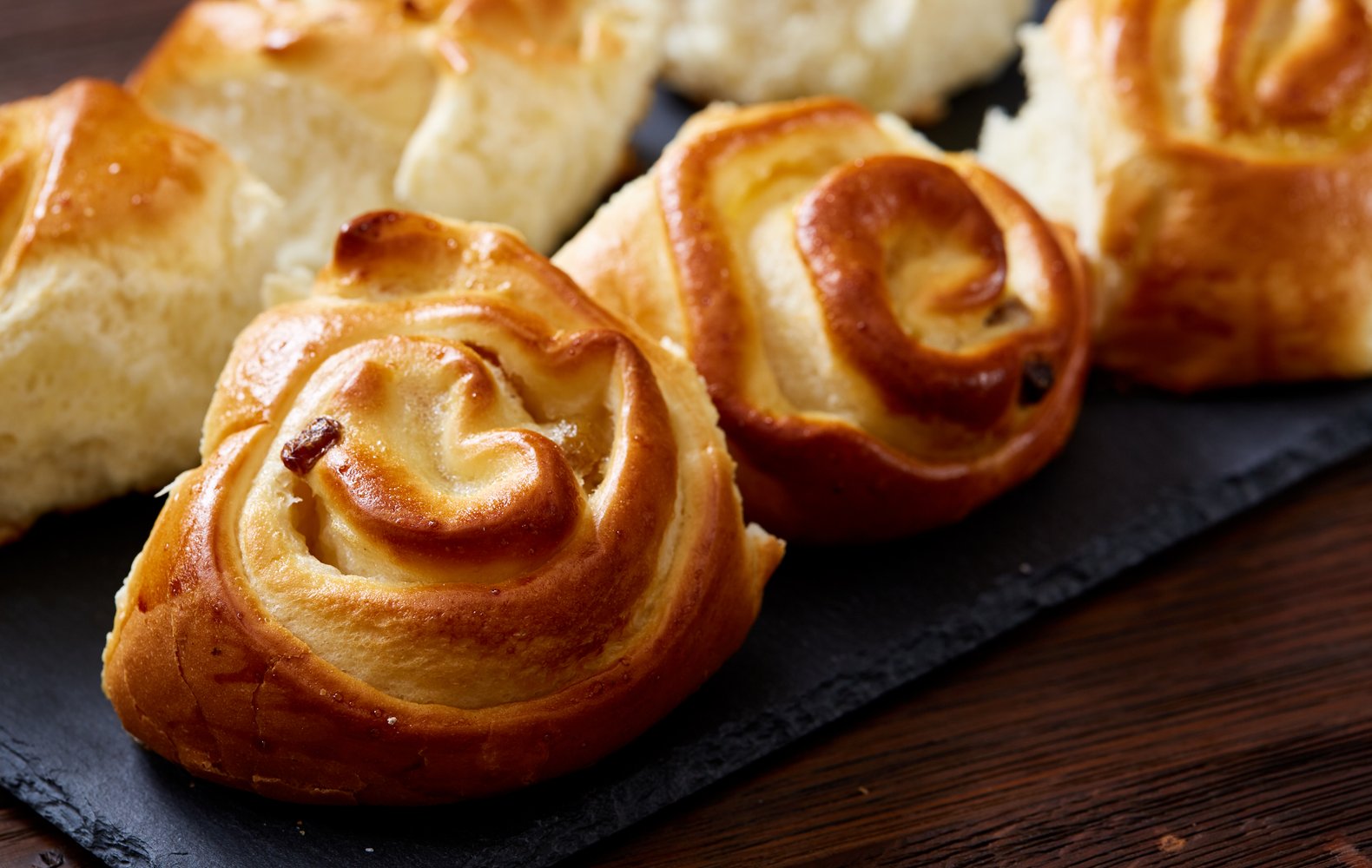 Rose alla Cannella e Uvetta