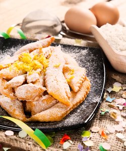 Ricetta Chiacchiere al Profumo d’Arancia