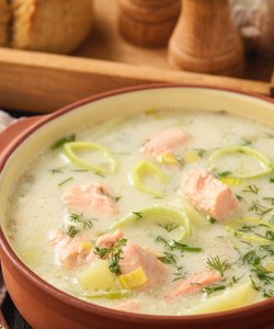 Ricetta Zuppa di Patate e Salmone