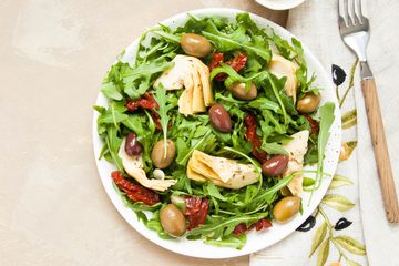 Ricetta Insalata con Carciofi, Olive e Pomodori Secchi