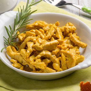 Pollo alla Curcuma e Latte di Cocco